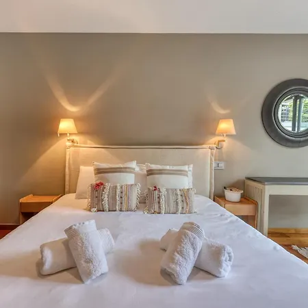 Modern 5 Minutes From Place Des Lices Saint Tropez