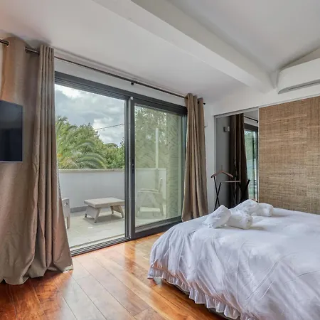 Modern 5 Minutes From Place Des Lices Vila *