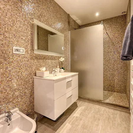 Vila Modern 5 Minutes From Place Des Lices
